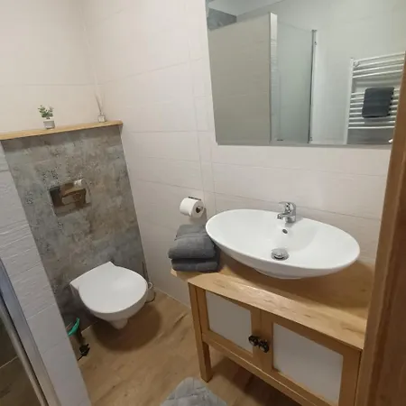 Arnyas Part Vendeghaz Feriehus *