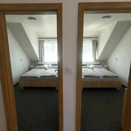 Arnyas Part Vendeghaz Feriehus Gyomaendrőd