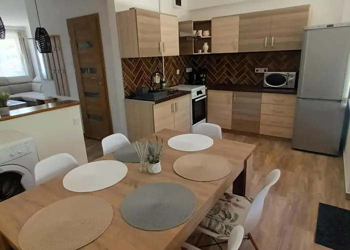 Arnyas Part Vendeghaz Feriehus *