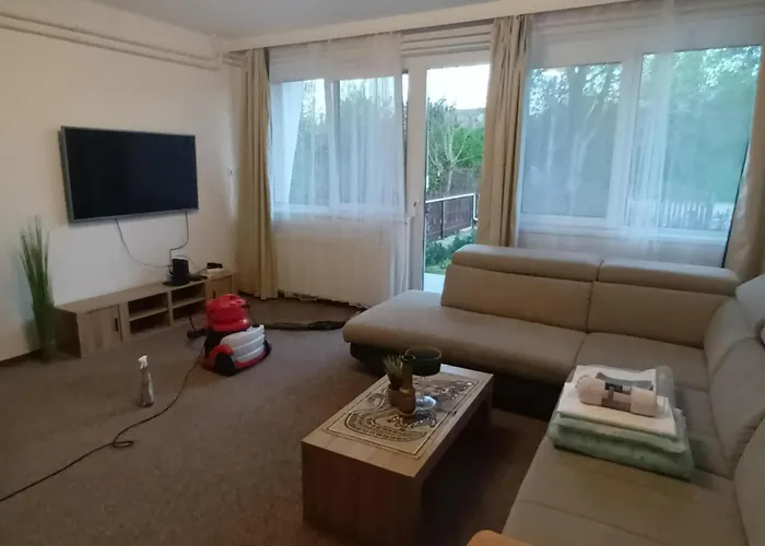 Arnyas Part Vendeghaz Feriehus *