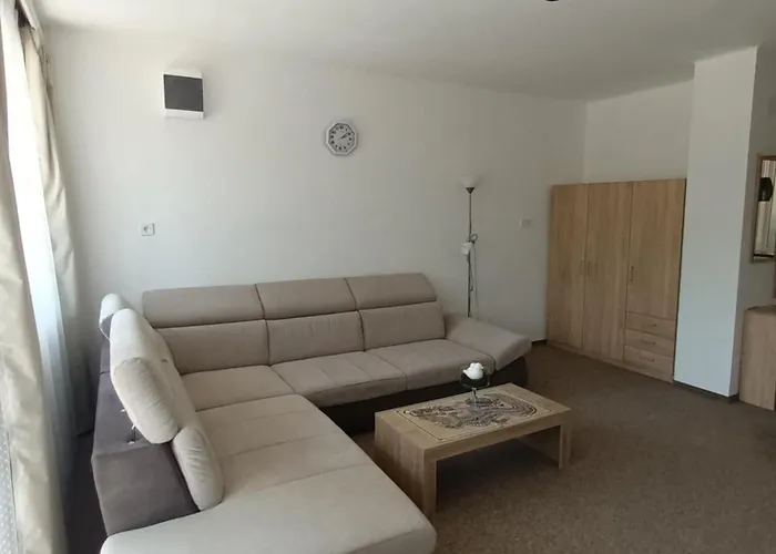 Arnyas Part Vendeghaz Feriehus *